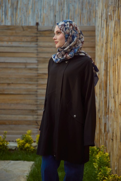 Uzun Düğmeli Kap Siyah