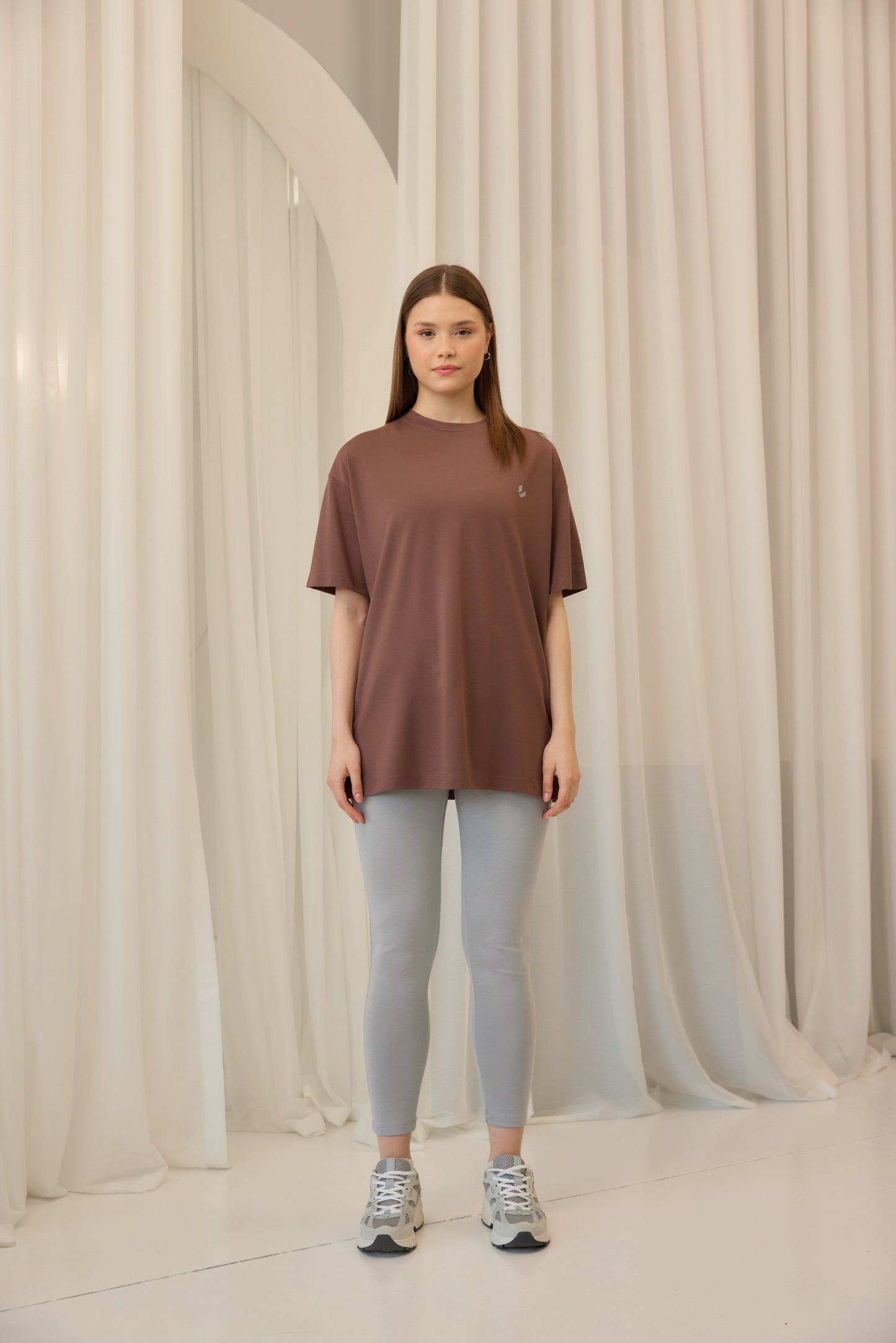 Bisiklet Yaka Tişört Kahve