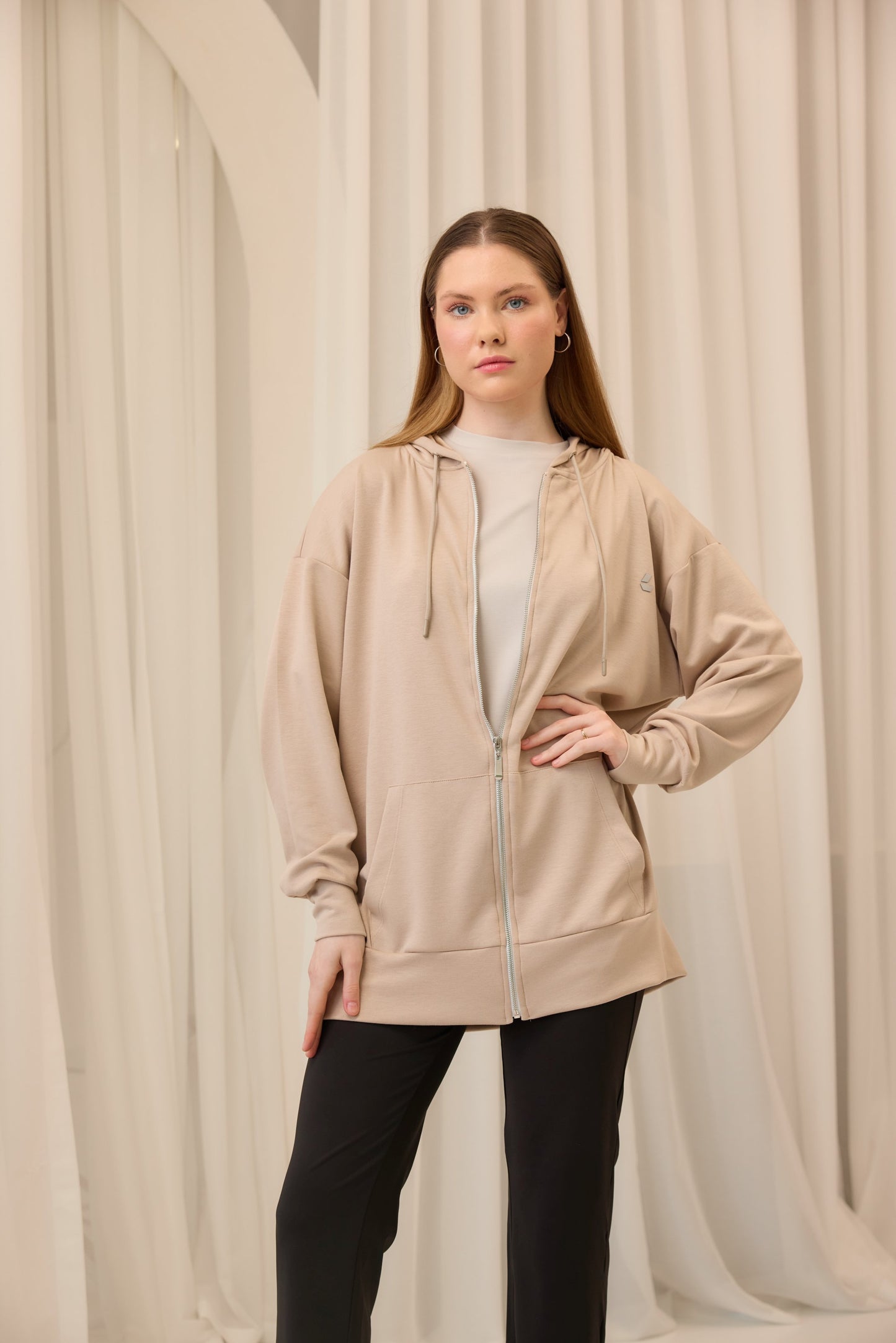 Bej Oversize Kapüşonlu Hırka