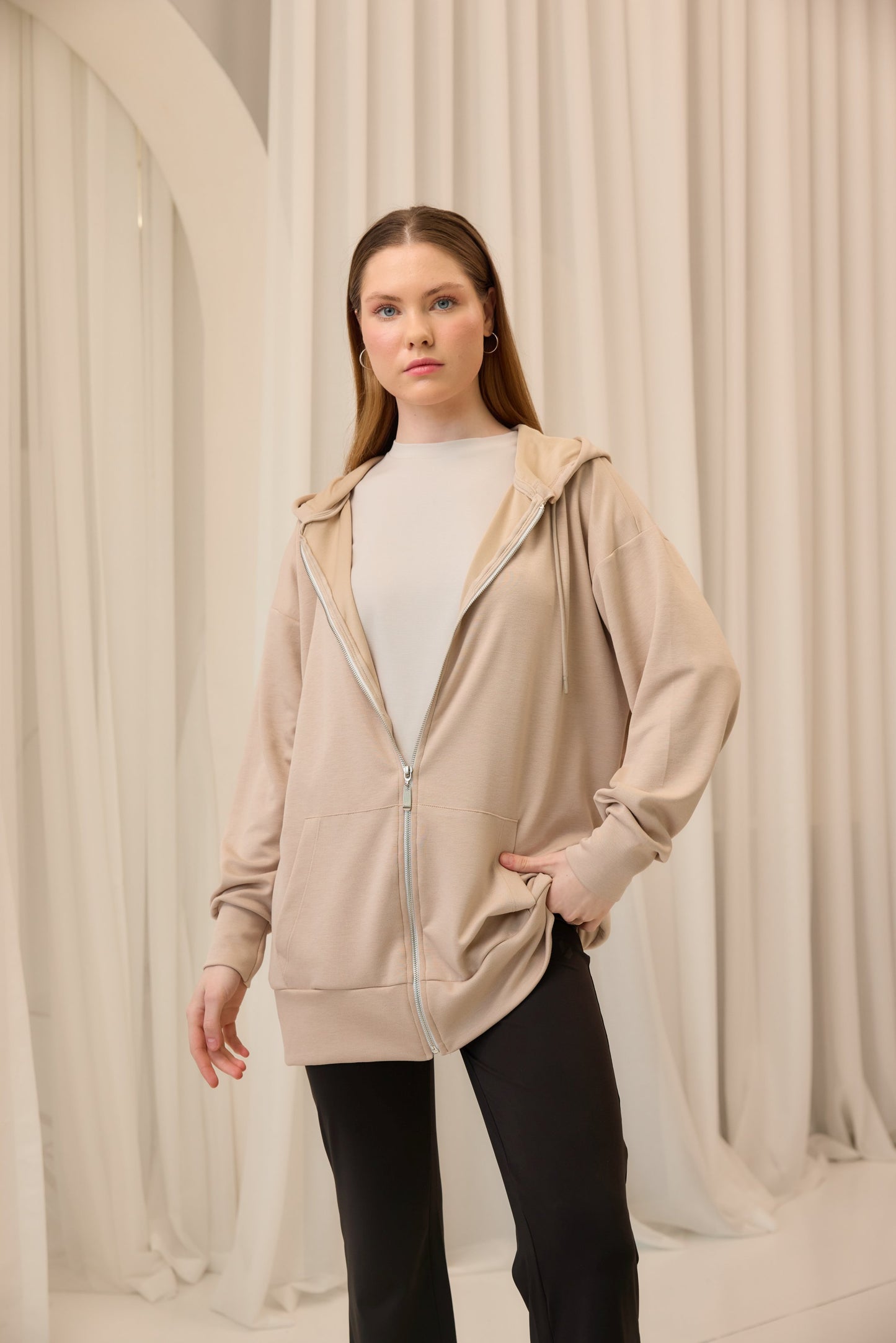 Bej Oversize Kapüşonlu Hırka