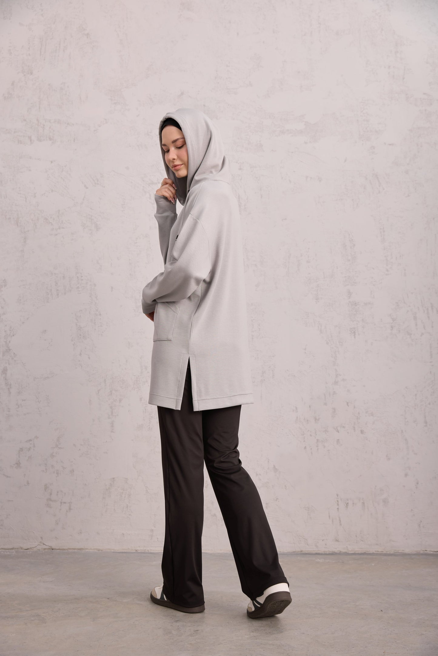 Kapüşonlu Sweat Gri